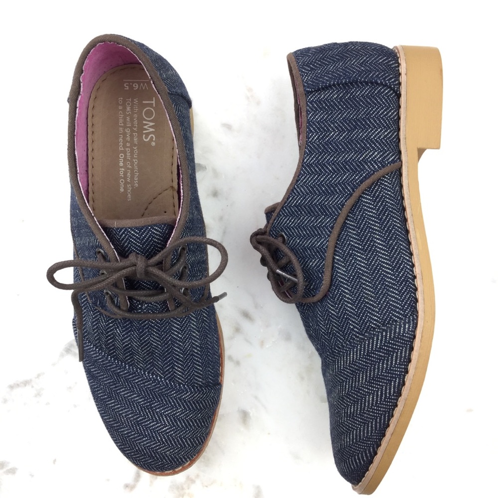 Toms herringbone lace up Brogues slip on shoe 6.5